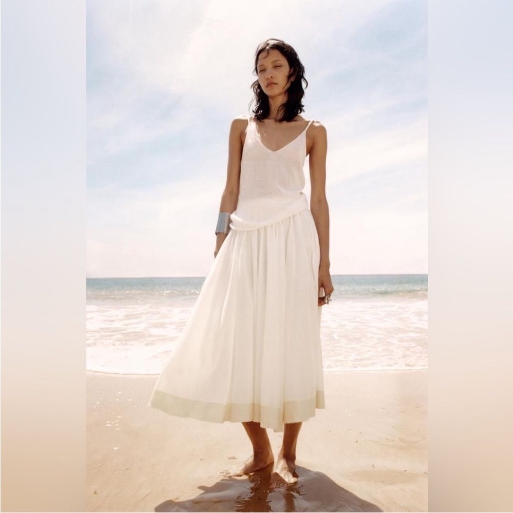 NEW ! ZARA VACATION MIDI SKIRT
COLLECTION
🚨FIRM PRICE NO DISCOUNT ON THIS SKIRT - Picture 16 of 16